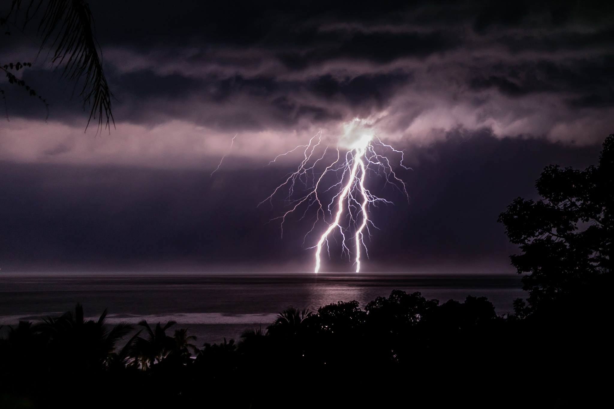 stormy-weather-on-koh-phangan-photography-by-kerry-manning-phanganist